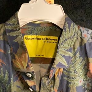 Descendants of Thieves By: Dre’s Ladro SS Button Up Short